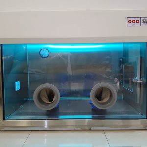 Biosafety-Cabinet-Class-III-Tampak-Depan